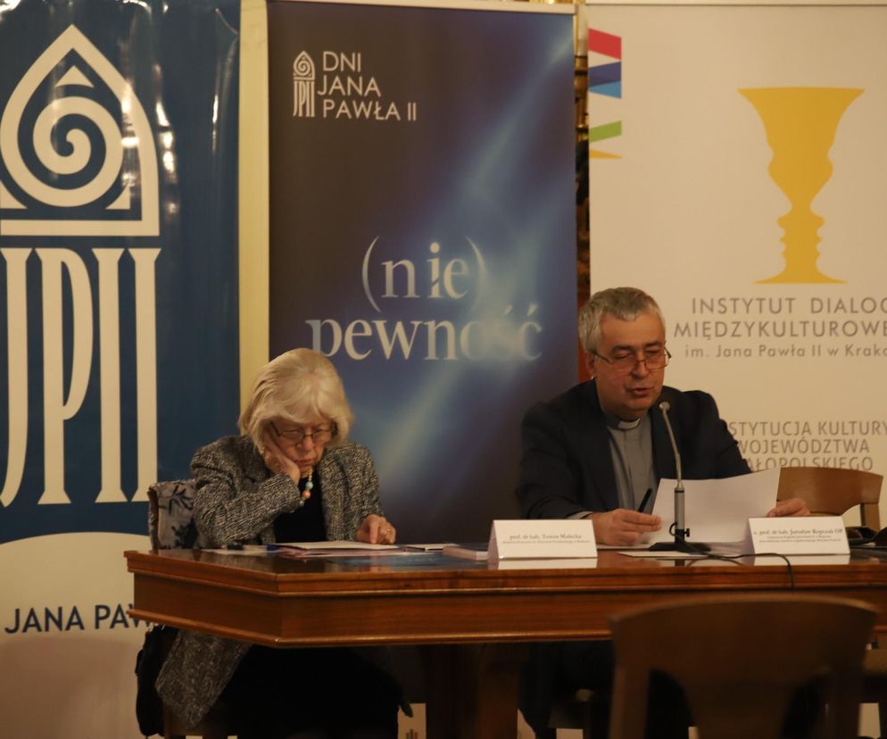dni jp2