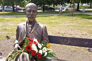 Słynny naukowiec ma swój pomnik w Szczecinie. Każdy może usiąść obok Michała Doliwo-Dobrowolskiego