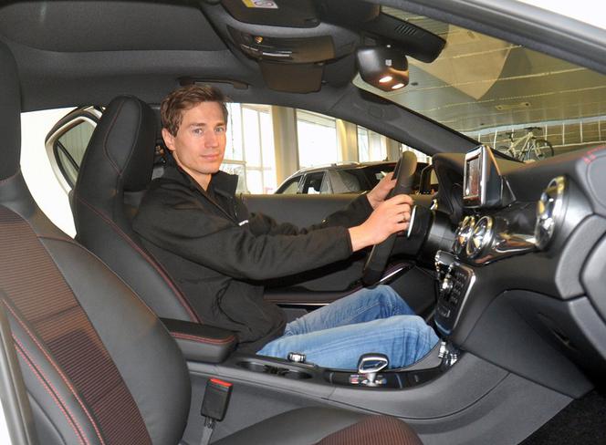 Kamil Stoch w Mercedesie GLA 45 AMG