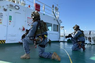 Spektakularna akcja służb w gazoporcie