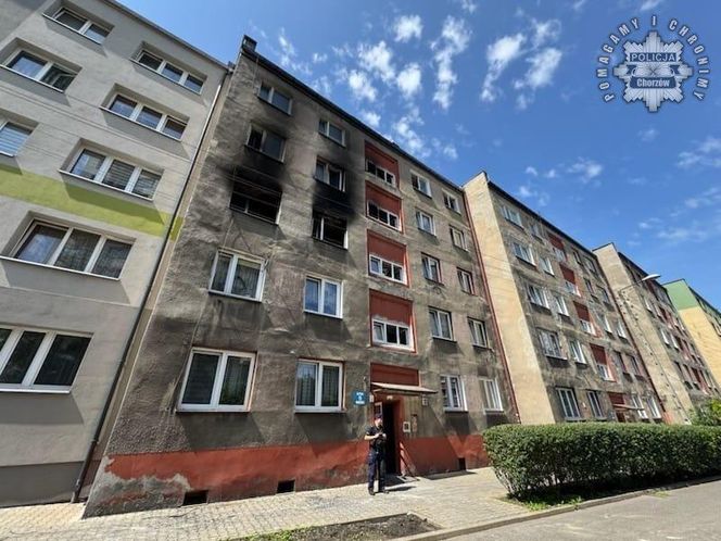 Śmiertelna ofiara pożaru w bloku w Chorzowie. Kilka osób w szpitalu 