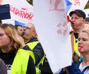 Związkowcy z BEKO protestowali przed ambasadą Turcji 