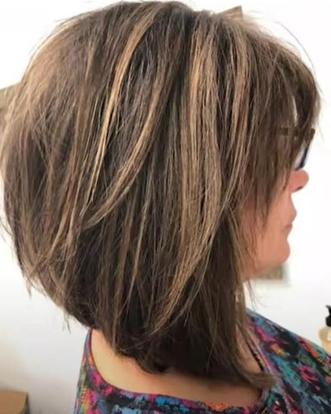 Najlepsze fryzury na krótkie włosy dla kobiet po 60-tce