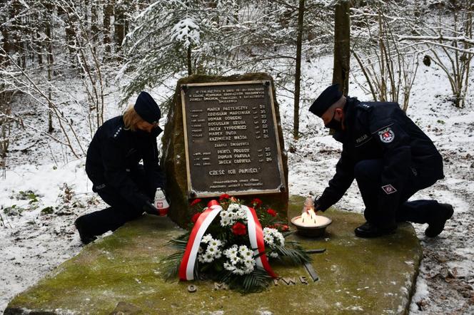 KATASTROFA śmigłowca w Cisnej. Zginęli policjanci i żołnierze. To była straszna tragedia 