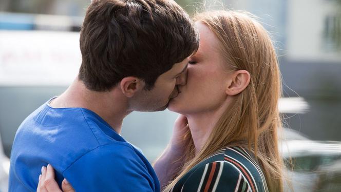 Na dobre i na złe, odcinek 708: Wiktoria i Adam znów razem! Oni nie mogą bez siebie żyć - ZDJĘCIA