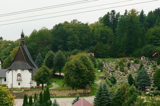 To jedna z najstarszych wsi w Małopolsce. Już w średniowieczu miała swoją parafię