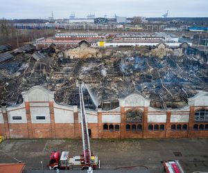 Pożar w Gdańsku ugaszony. Na pogorzelisko wkraczają policjanci 