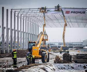 Budowa nowej hali produkcyjnej firmy Alstom na ukończeniu ZDJĘCIA