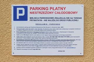 Płatny parking przy ul. Wita Stwosza w Szczecinie