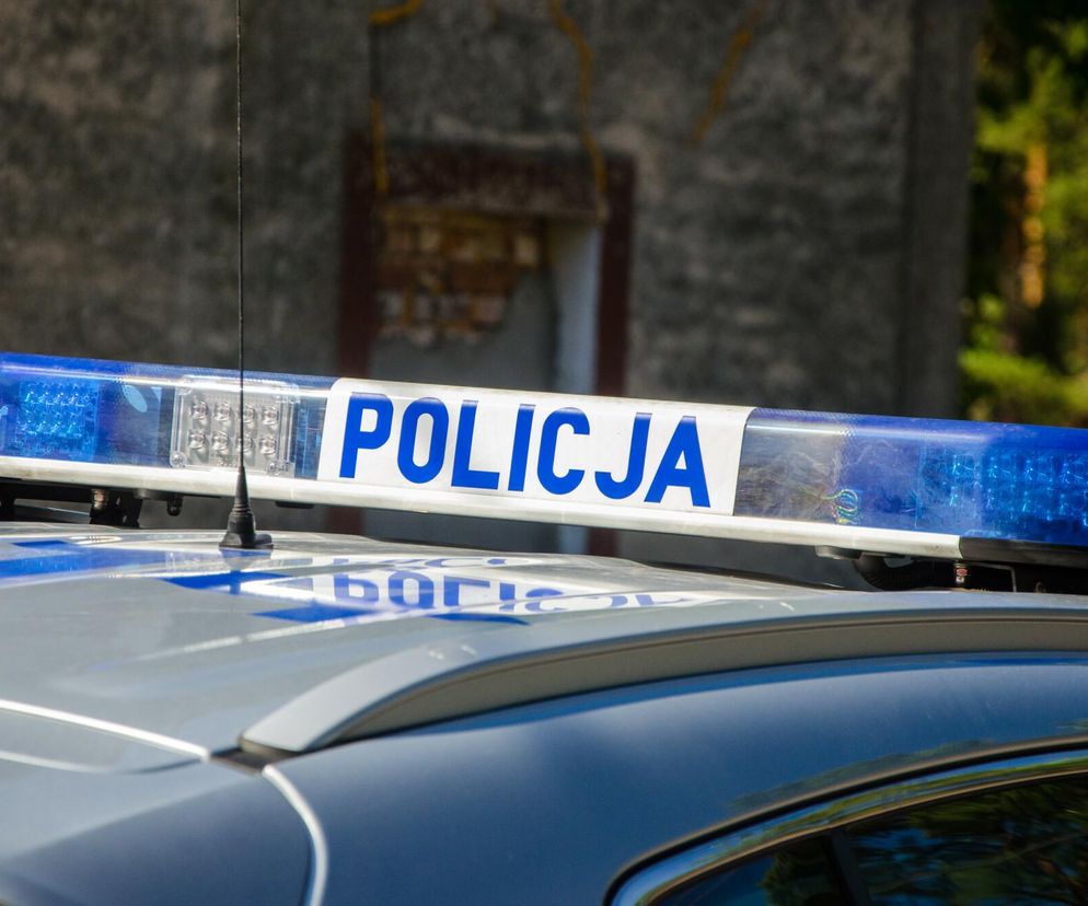 Martwy chłopiec na drodze. Policja otrzymała szokujące zgłoszenie