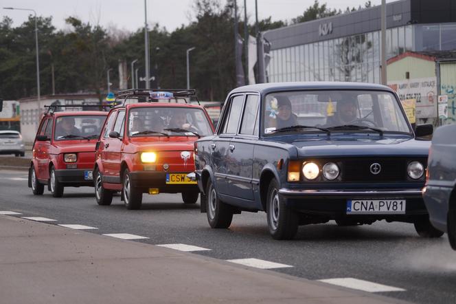 Parada zabytkowych ulicami Bydgoszczy i regionu! Za nami Retro Karawana [ZDJĘCIA]