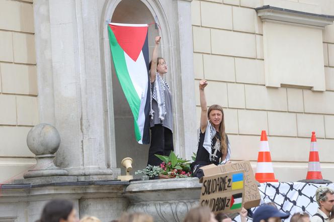 Protest studentów Uniwersytetu Warszawskiego w obronie Palestyny