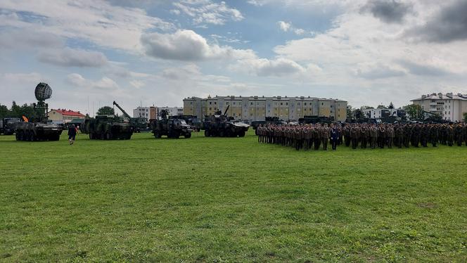 II Święto 18. Dywizji: nadanie Sztandaru 18. Batalionowi Dowodzenia im. Ziemi Siedleckiej