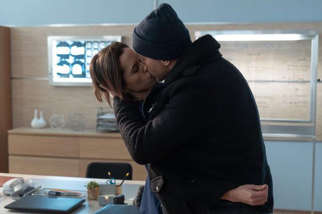 Na dobre i na złe, odcinek 734. Marcin Molenda (Filip Bobek), Julka (Aleksandra Hamkało)