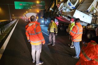 Maszyna TBM ruszyła w dalszą drogę. Konwój z transportem miał przystanek w Lublinie