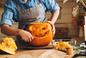 Jak wydrążyć dynię na Halloween? Wydrążanie dyni krok po kroku
