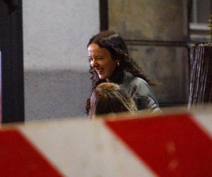 Monika Brodka winko papierosek i taksówka