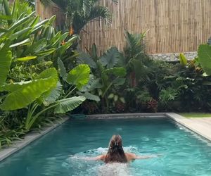 Julia Wieniawa na Bali