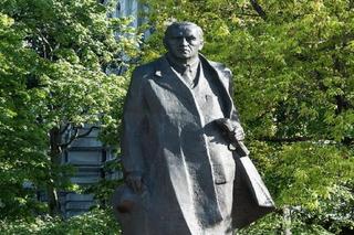 Radni z Białegostoku zgodzili się na pomnik Romana Dmowskiego. Gdzie powstanie?