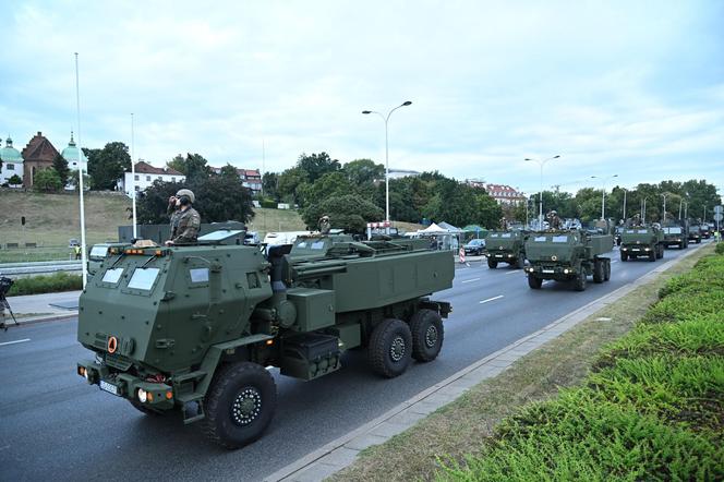 Zamknęli cztery mosty i kilkadziesiąt ulic. Próba generalna przed Świętem Wojska Polskiego