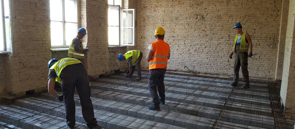 Mury pną się do góry. Na placu budowy nowej siedziby biblioteki praca wre