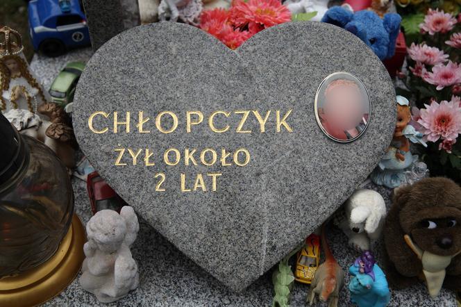 Maltretowanie dzieci nigdy nie odbywa się w ciszy. "Dziecko na początku płacze, później milknie"