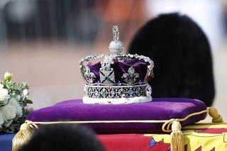 Trumna z ciałem Elżbiety II dotarła do Pałacu Westminsterskiego