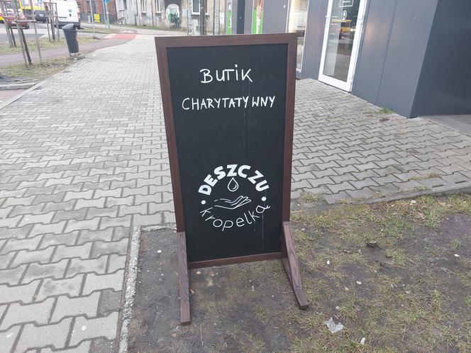 Butik charytatywny przy ul. Jankego 83 w Katowicach-Ochojcu