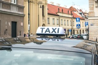Ogólnopolski protest taksówkarzy. Stop grze politycznej kosztem bezpieczeństwa Polaków, ukrywaniu przestępców w aplikacjach przewozowych