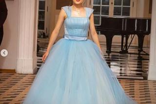 Weronika Humaj (Ania i Kasia w Stuleciu Winnych) w przedstawieniu TVP Kopciuszek