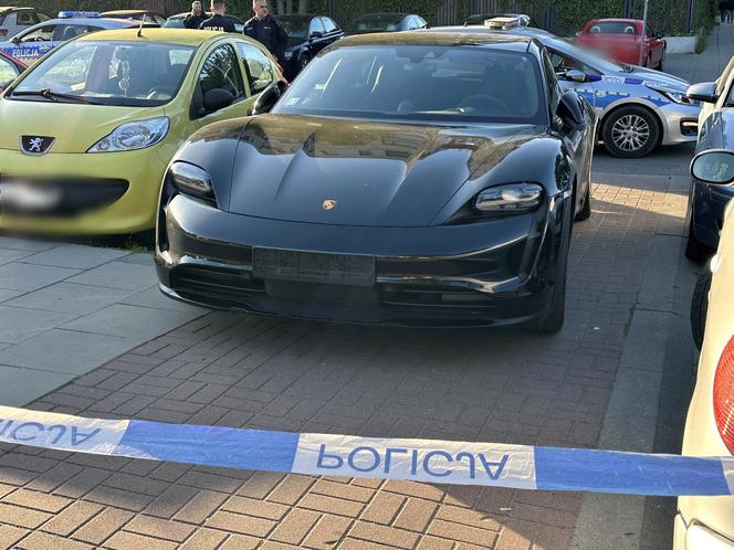 Pijany jak bela ukradł luksusowe porsche i uciekał nim przez pół miasta! Wydmuchał 4 promile!