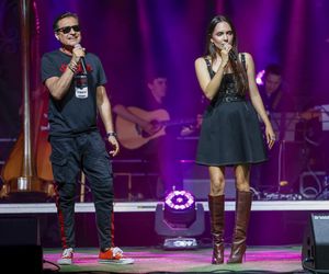 Zalia podbija scenę i serca fanów. Dlaczego mówi o niej cała Polska?