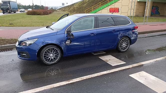 Zderzenie trzech aut w Grudziądzu! Jedna osoba poszkodowana [ZDJĘCIA]