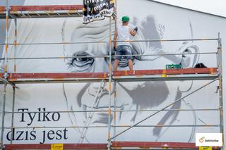 Bełchatów: Drugi mural prawie gotowy! Kto jest jego bohaterem? 