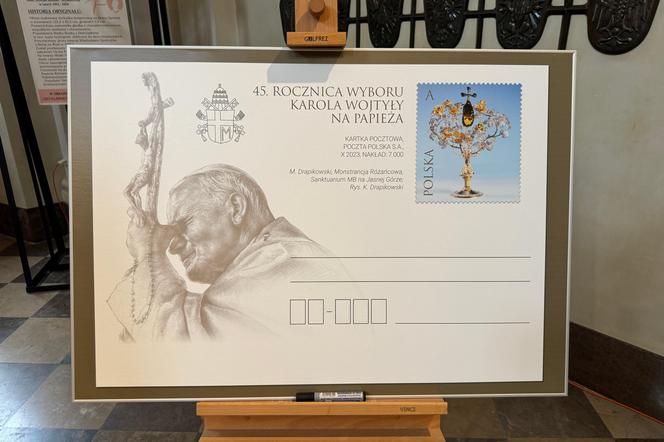 Znaczek emisji „Różaniec” i kartka pocztowa „45. rocznica wyboru Karola Wojtyły na papieża”