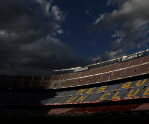 FC Barcelona zapłaciła byłemu sędziemu ogromną kasę! Miał doradzać jej w sprawach... innych arbitrów