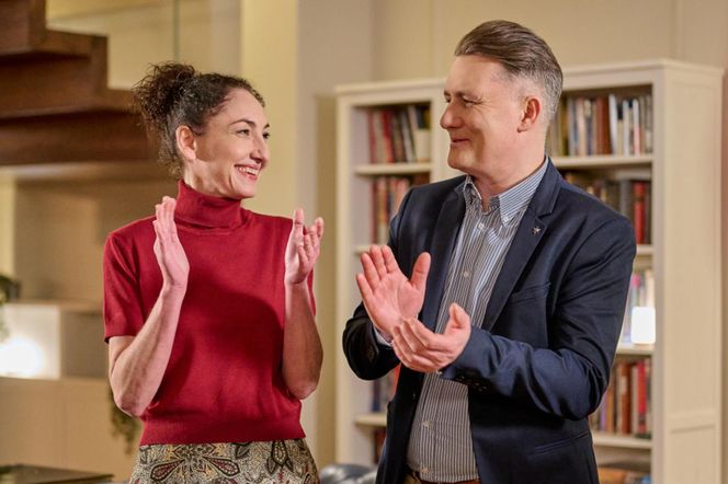 Na Wspólnej odc. 3992: Ada (Monika Obara), Adamski (Tomasz Piatkowski)