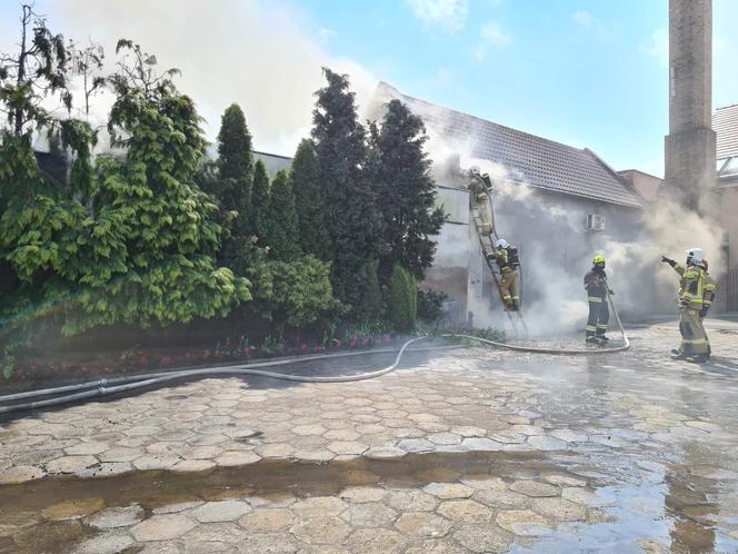 Duże straty po pożarze na Zaborowie w Lesznie