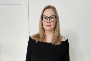 Barbara Mularczyk przeżyła istny koszmar. Najpierw choroba mamy, a potem śmierć brata. Ból i żal. Szczera rozmowa z serialową Mariolką Kiepską