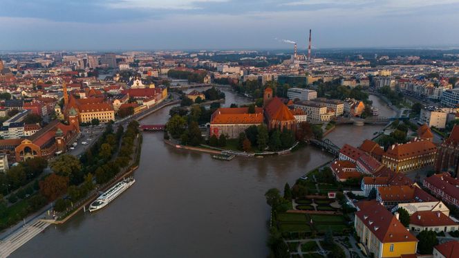 Wrocław robi rezerwy wody. „Potrzebne mogą być beczkowozy” 