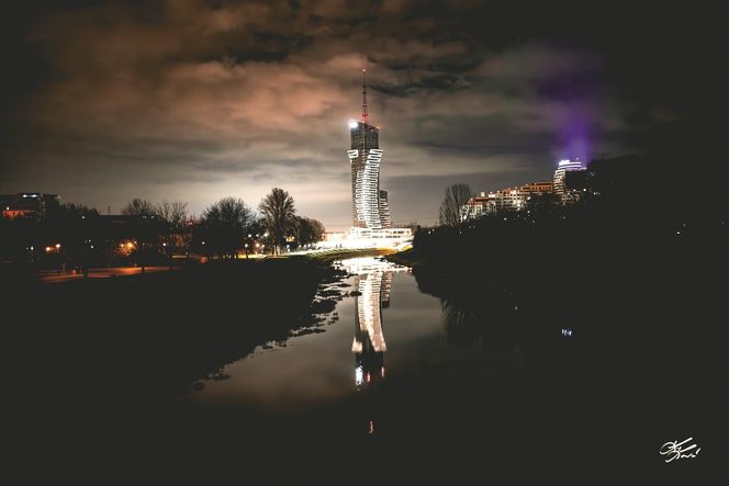 Zespół budynków o funkcji handlowo-usługowej / biurowej, Rzeszów, ul Chopina