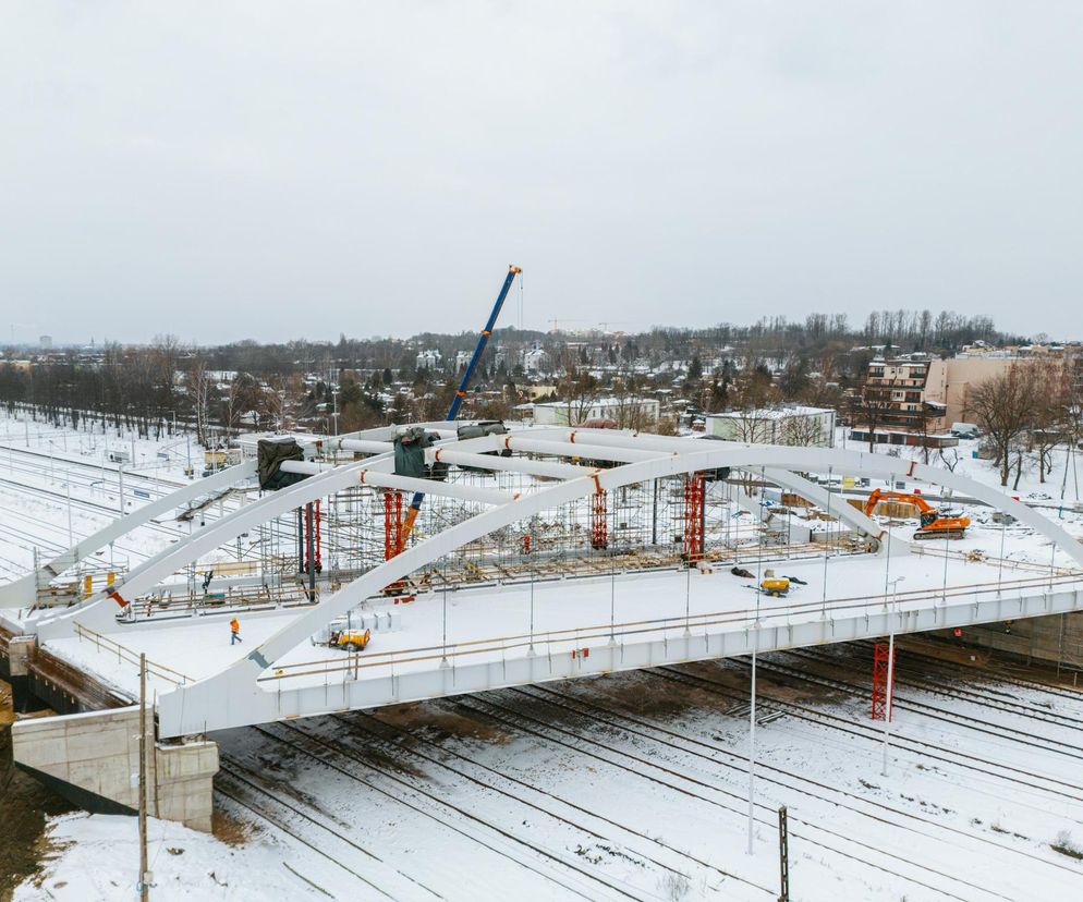 Budowa wiaduktu nad linia kolejową w Sosnowcu