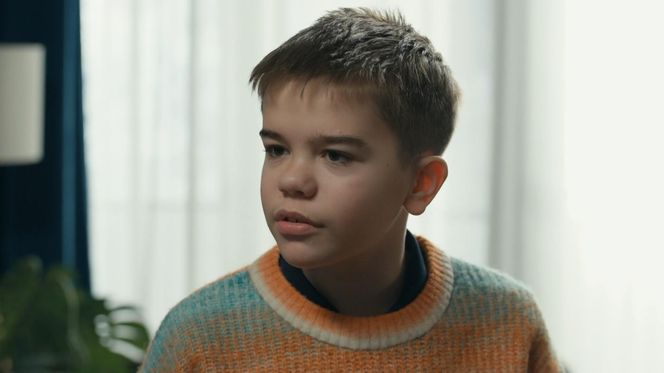 Barwy szczęścia odc. 3203 po wakacjach. Ksawery (Bartosz Gruchot)