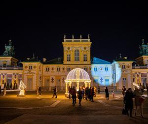 Królewski Ogród Światła - zdjęcia iluminacji w warszawskim Pałacu Wilanów