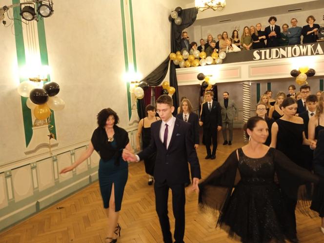 Studniówka 2023 w II LO w Poznaniu