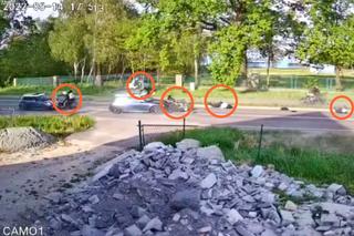 Szokujący wypadek w Goczałkowicach Zdrój. Samochód zmiótł parę na motocyklu. Jest nagranie