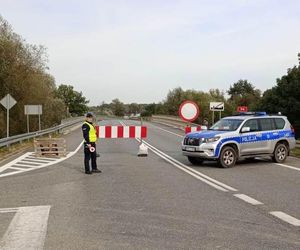 Policjani z Nowego Sącza pojechali w miejsca zalane przez powdódź na Dolnym Śląsku 