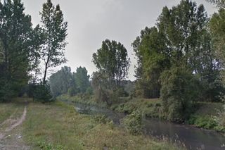 27-latek chciał przepłukać usta i wpadł do Przemszy