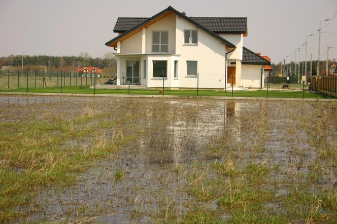 Jak poznać, czy działka jest narażona na zalanie