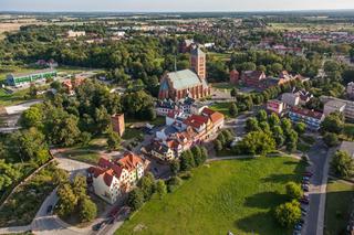 Braniewo z lotu ptaka. Jak wygląda jedno z najstarszych miast w Polsce? Zobacz ZDJĘCIA!